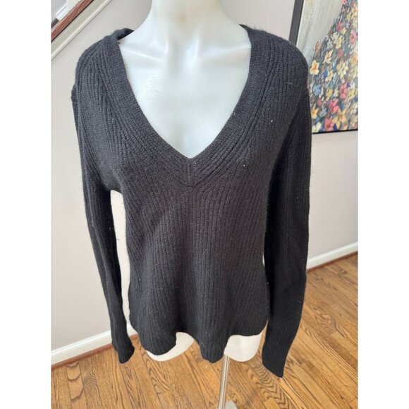 Vince Sweaters - VINCE V-Neck Shaker Rib Wool Cashmere Blend Black Sweater Size Small